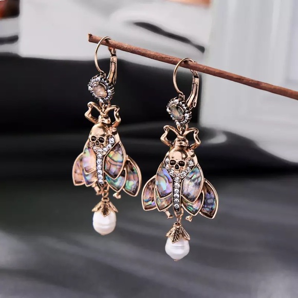 Moth Earrings With Dangling Pearls - Picture 2 of 5